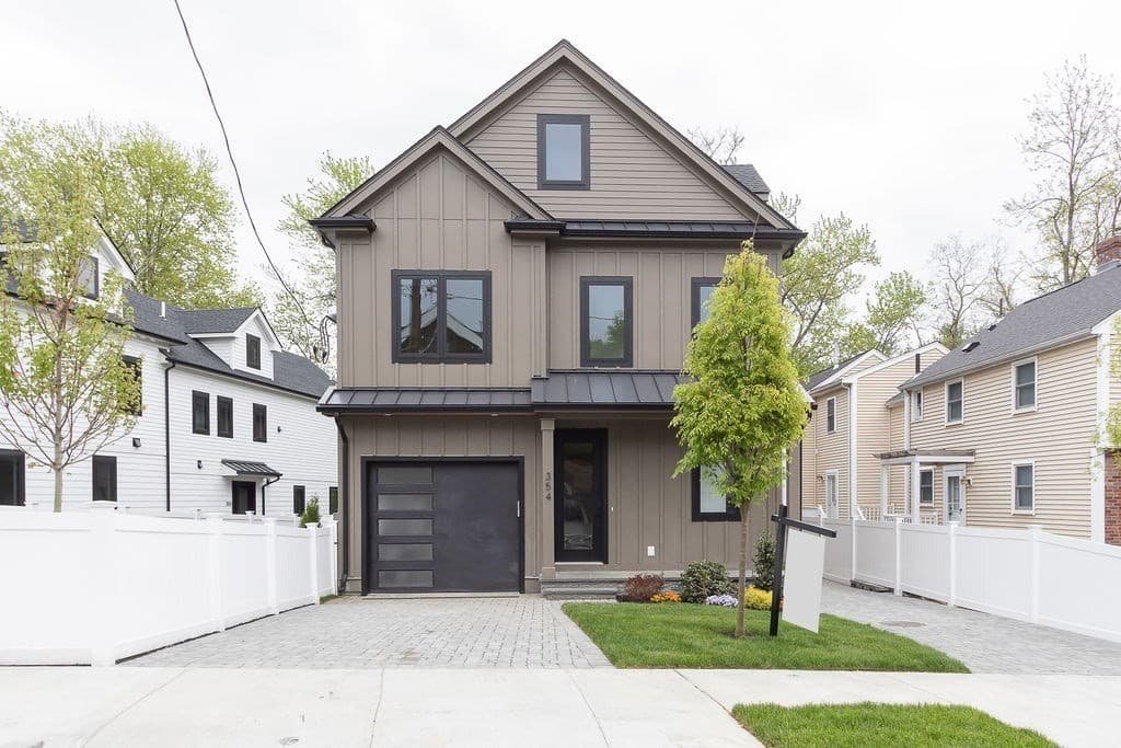 356 Linwood Ave 1, Newton, Massachusetts