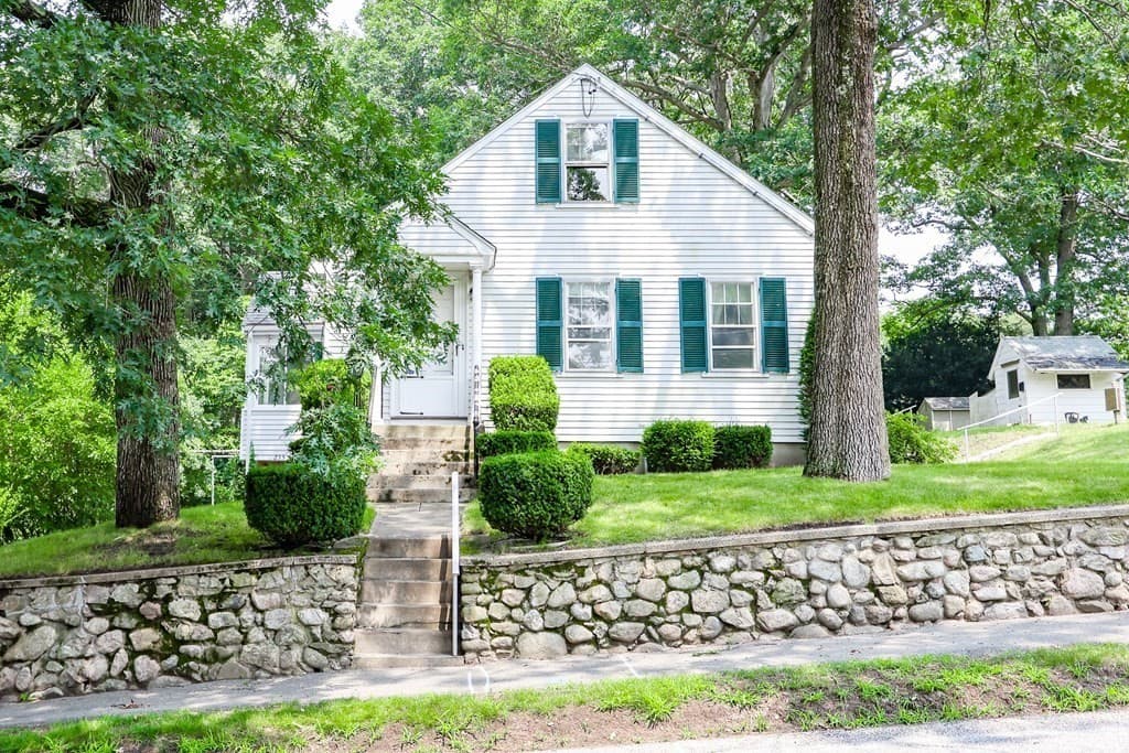 235 Brookline St, Needham, Massachusetts 02492