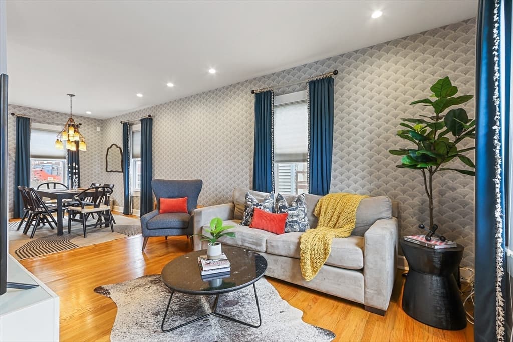 96-R Summer St, Somerville, Massachusetts 02143