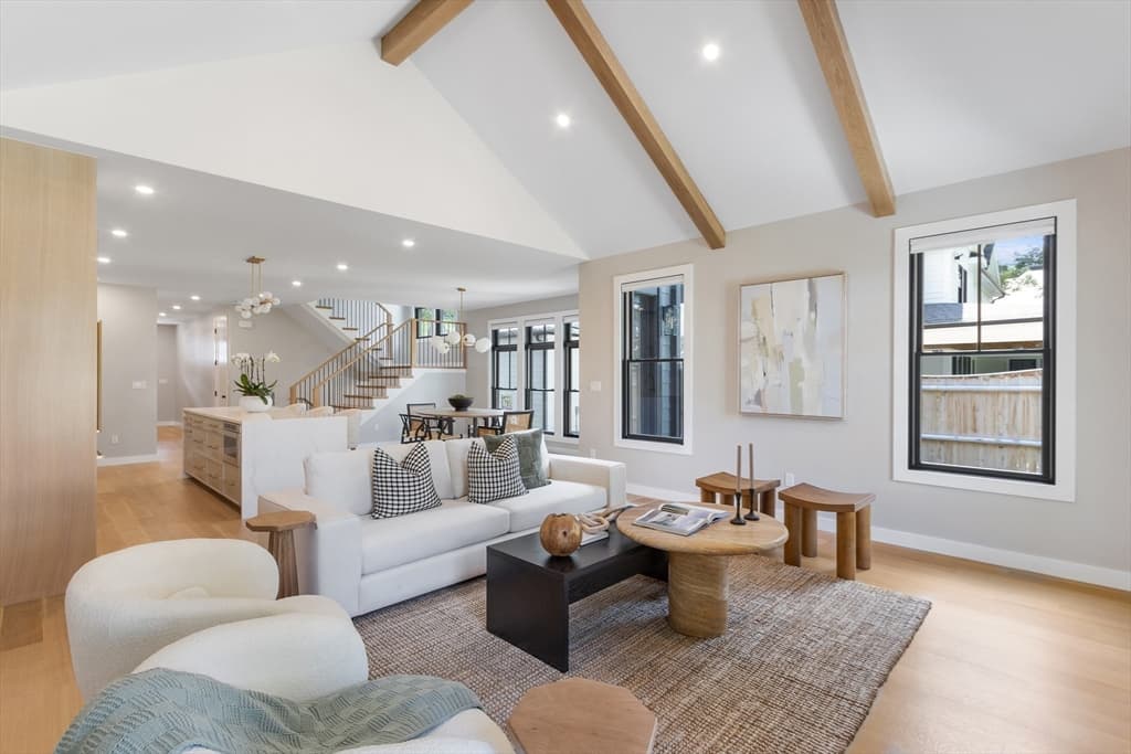 23 Winchester Rd 2, Newton, Massachusetts