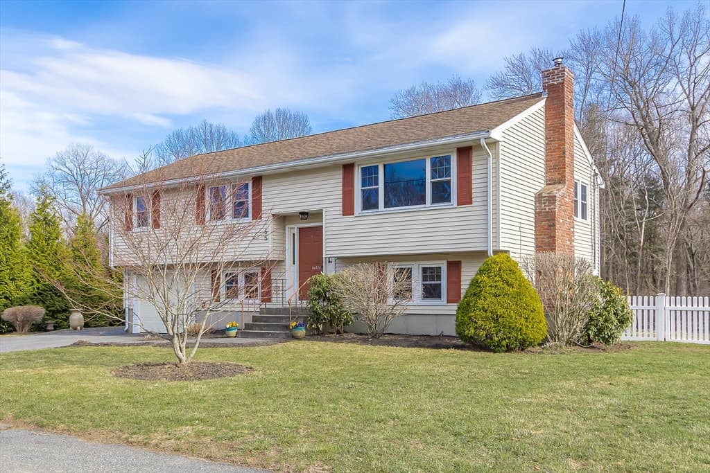 65 Apple D Or Rd, Framingham, Massachusetts 01701