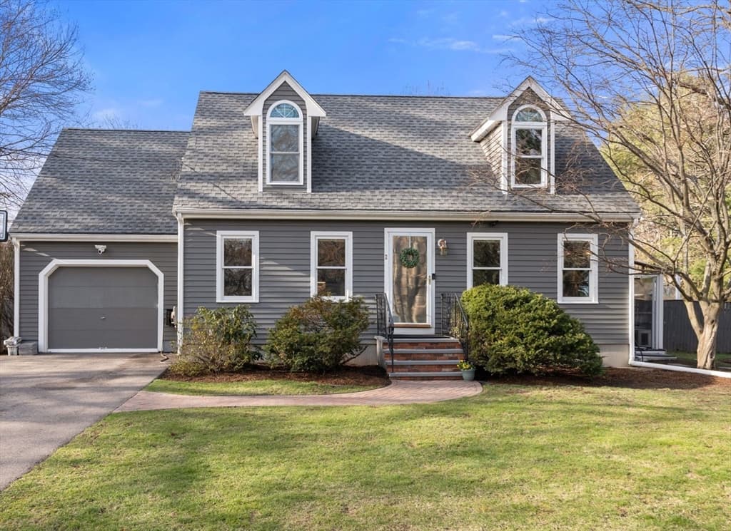 2 Lodge Lane, Natick, Massachusetts 01760